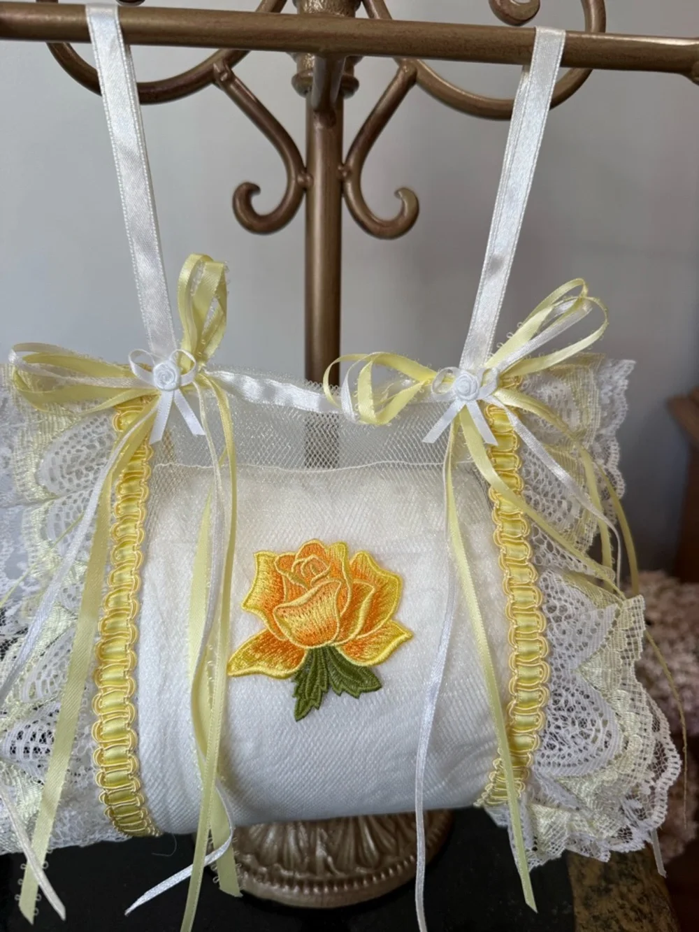 🌼 Hand Crafted Yellow Rose Embroidered Lace Hand Towel & Toilet Paper Holder 🌼